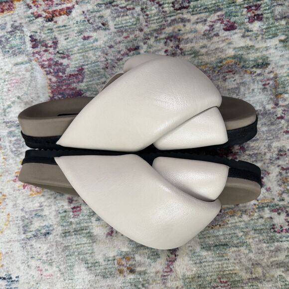 ROAM Foldy Puffy Slide Sandals - Picture 3 of 6